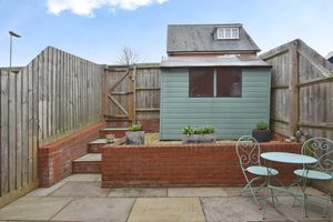 Photo 15- click for photo gallery